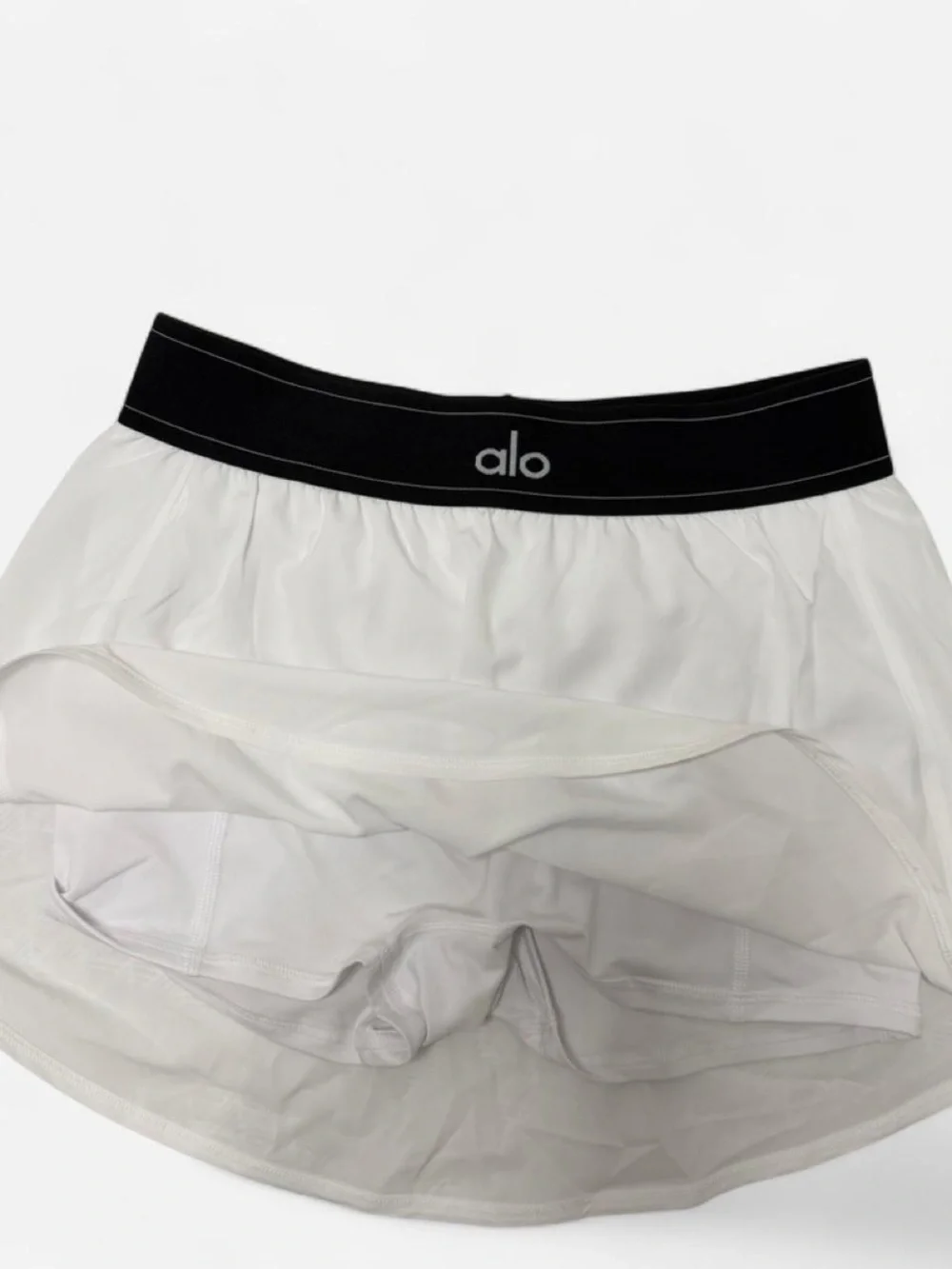 ALO Yoga lightweight white
